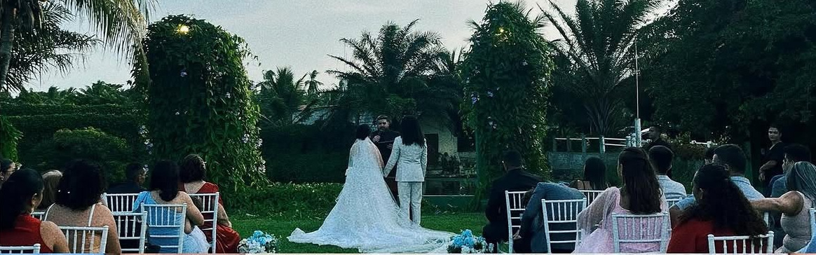 Cerimônia de casamento ao ar livre